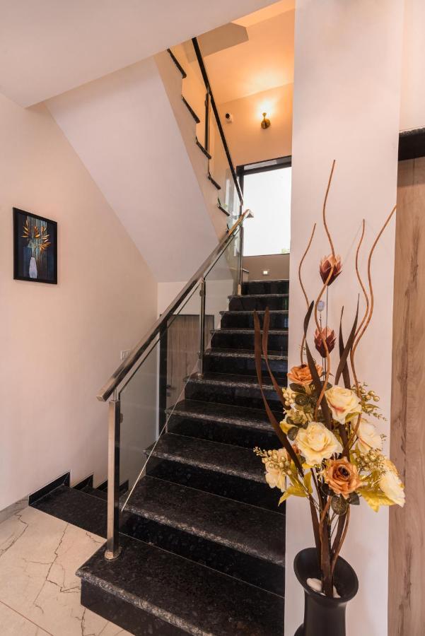 Saffronstays Aster, Plunge Pool Villa With Garden, Lonavla Exterior foto